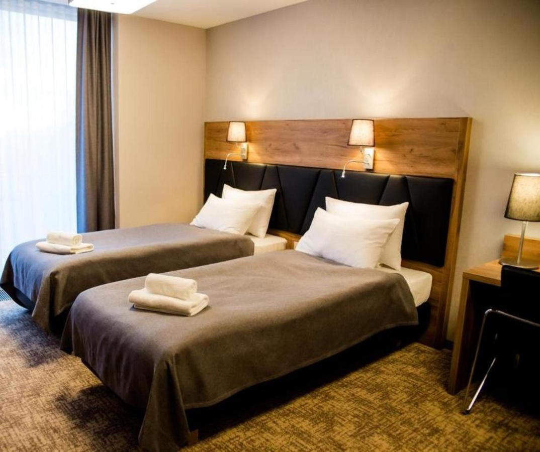ז'שוב Apart Hotel 12 מראה חיצוני תמונה