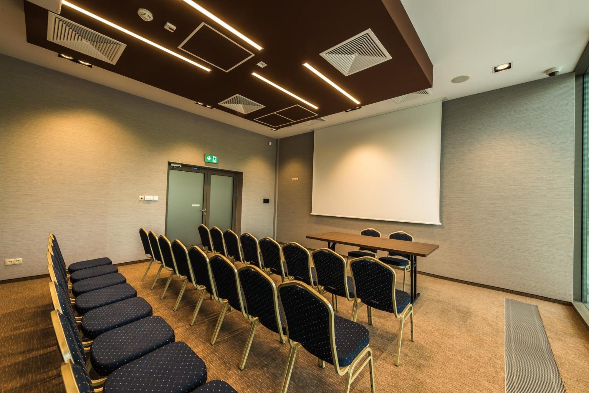 ז'שוב Apart Hotel 12 מראה חיצוני תמונה