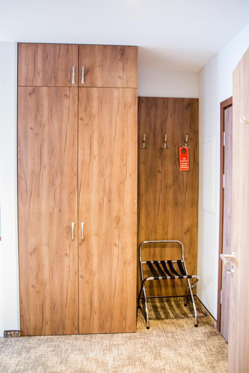 ז'שוב Apart Hotel 12 מראה חיצוני תמונה