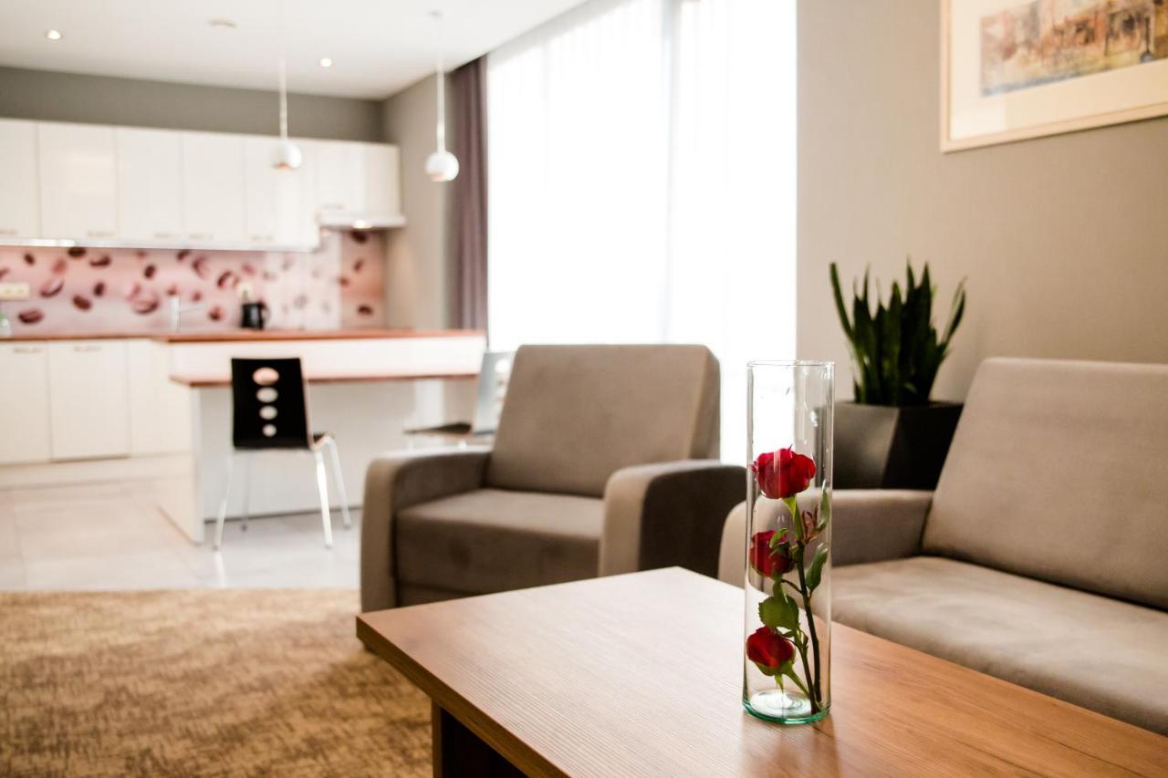 ז'שוב Apart Hotel 12 מראה חיצוני תמונה