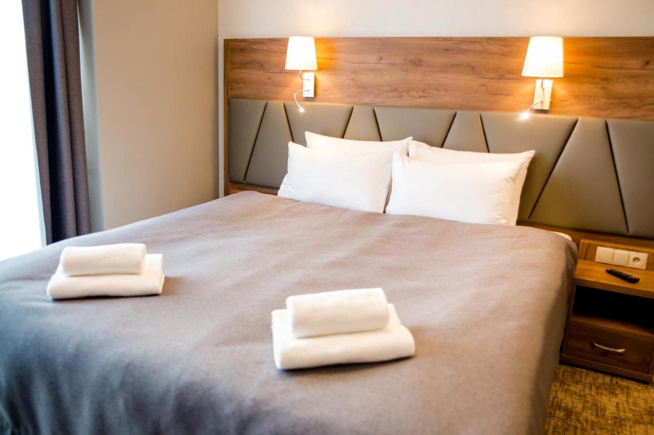 ז'שוב Apart Hotel 12 מראה חיצוני תמונה