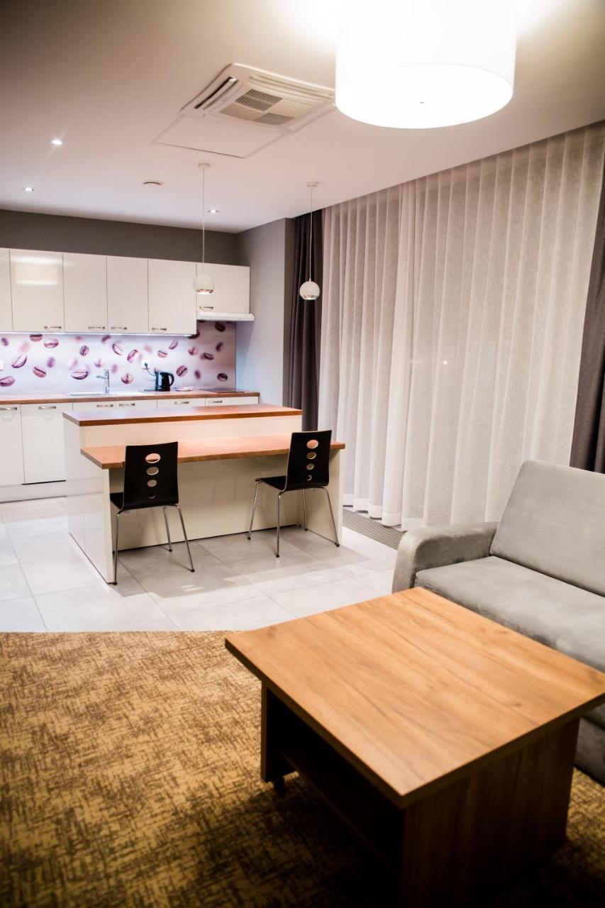ז'שוב Apart Hotel 12 מראה חיצוני תמונה