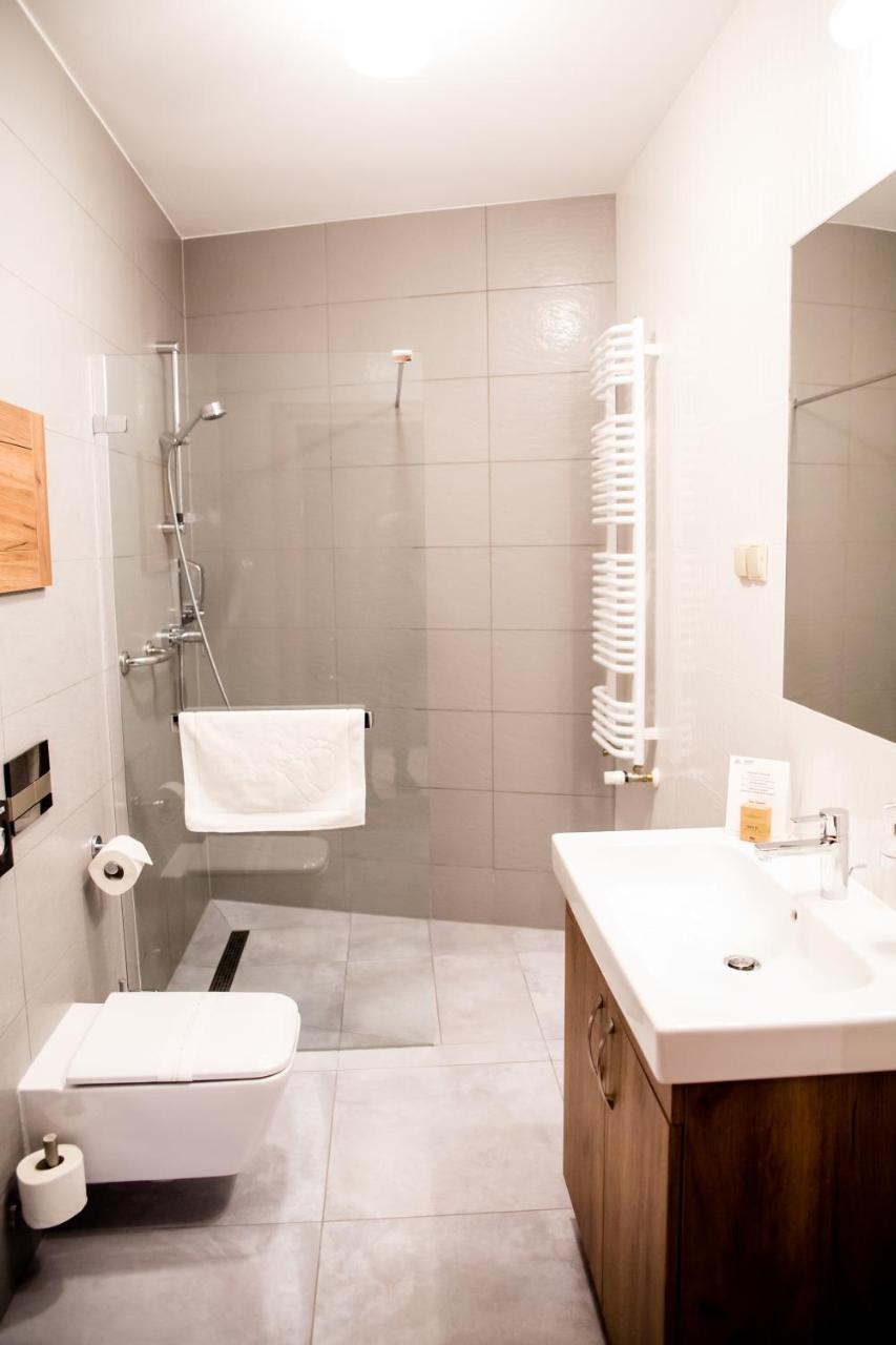 ז'שוב Apart Hotel 12 מראה חיצוני תמונה